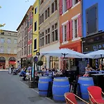 Villa Pour Des Vacances Idylliques Pres De La Cite !